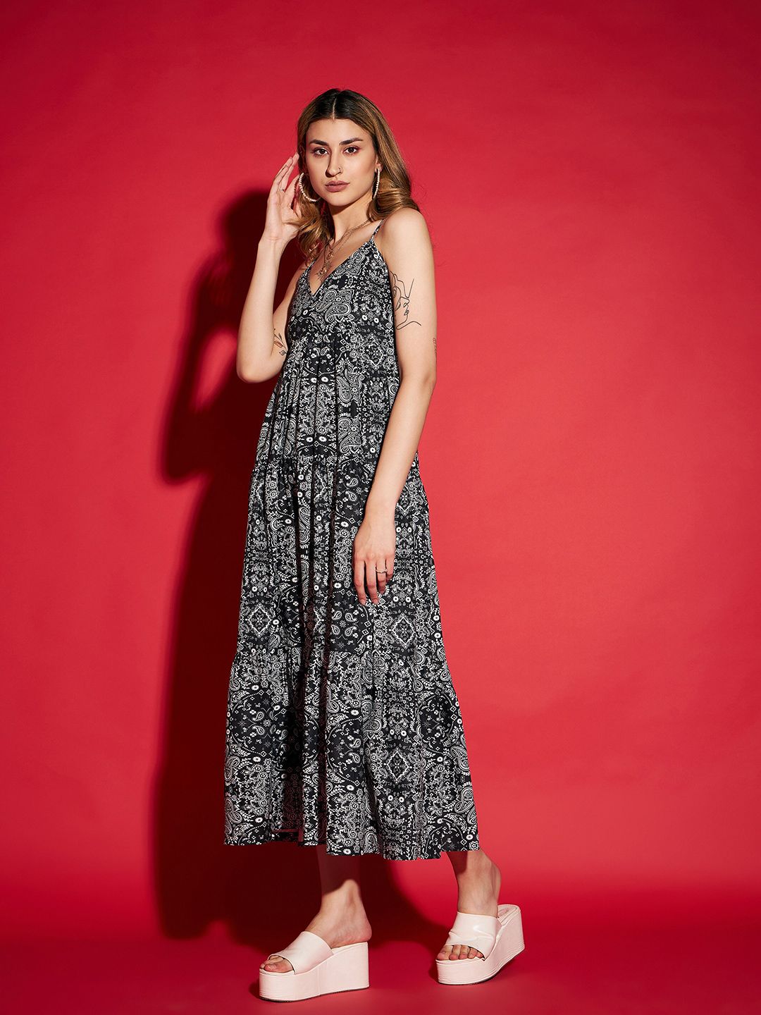 SASSAFRAS Black Ethnic Motifs Print Fit & Flare Midi Dress