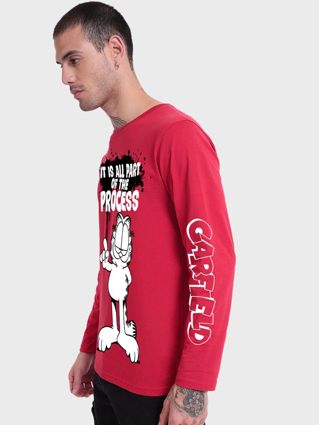 Bewakoof Men Garfield Comic Print Round Neck T-shirt