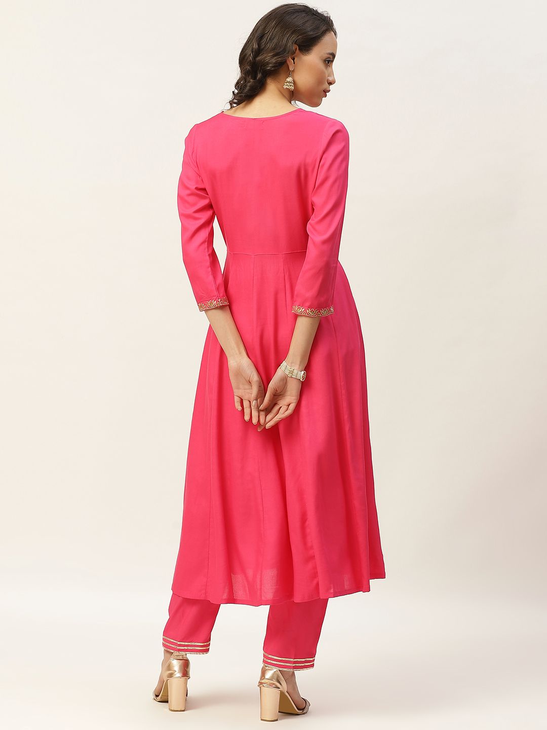 Shae by SASSAFRAS Women Fuchsia Embroidered Yoke Design Anarkali Kurta with Trousers