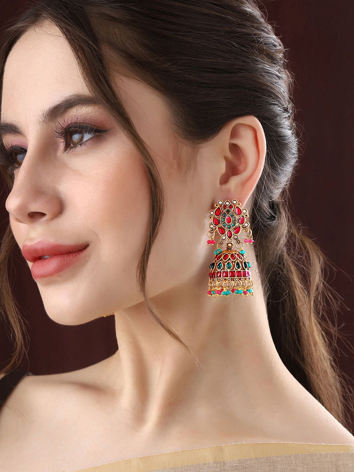 Jhumkas kontemporari bersalut emas Priyaasi