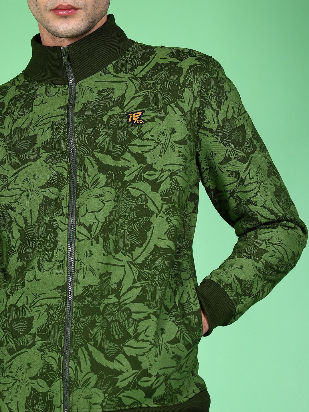 The Indian Garage Co Men Green Printed Sweatshirt