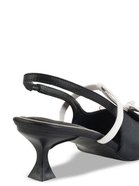 Lino Perros Kitten Pumps