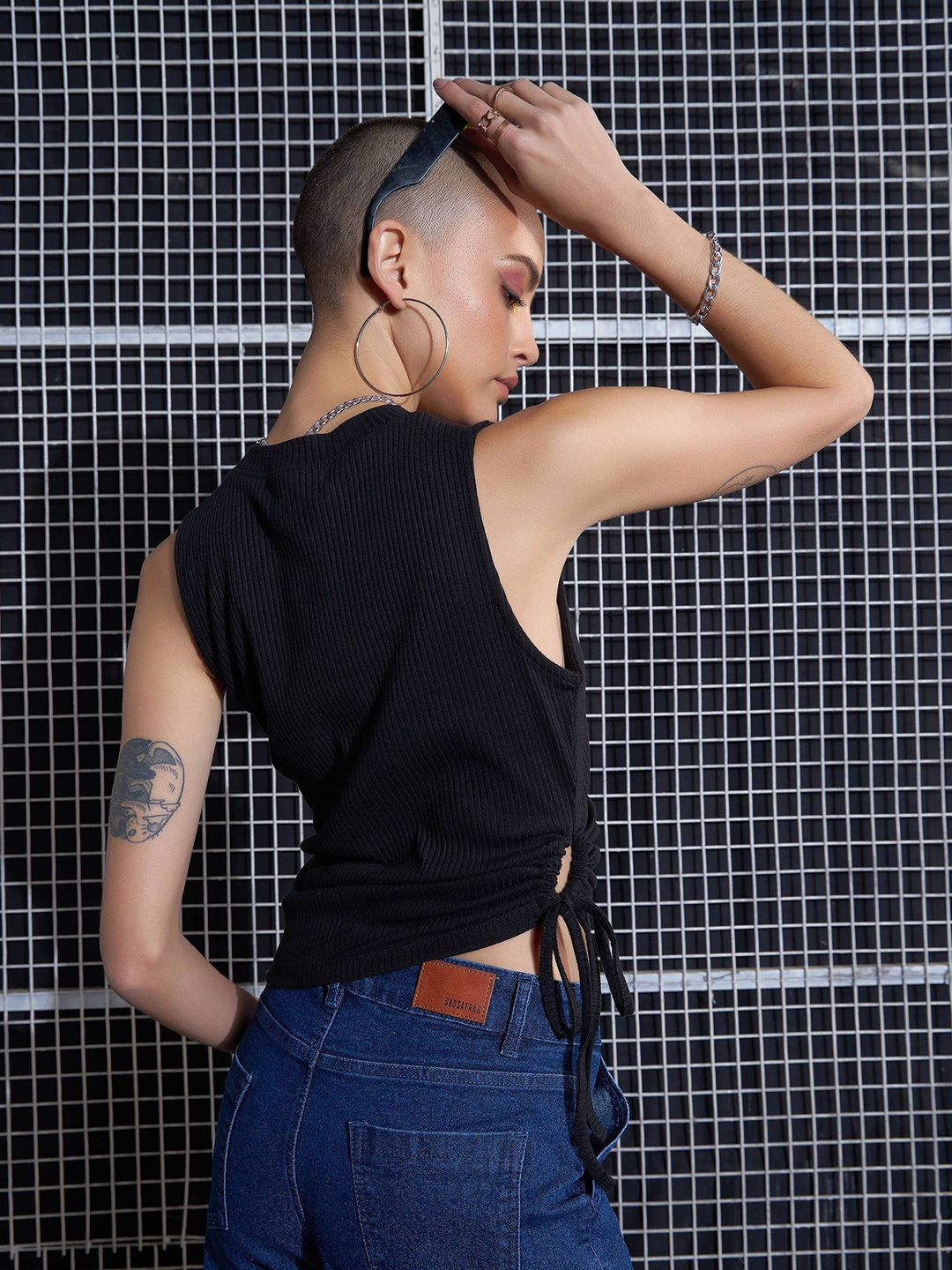 SASSAFRAS Black Waist Tie-Up Cotton Top