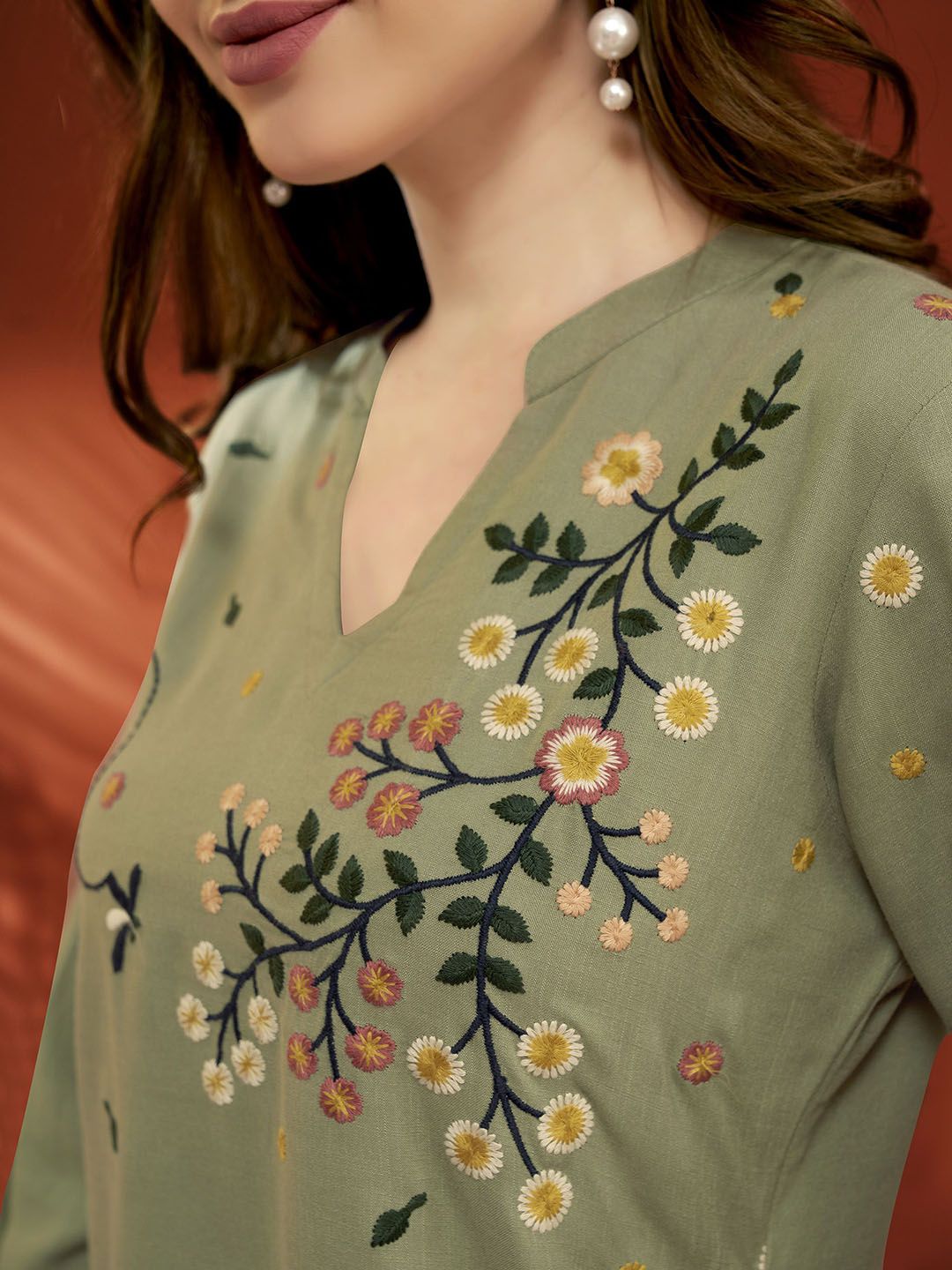 Anouk Women Floral Embroidered Above Knee Kurta