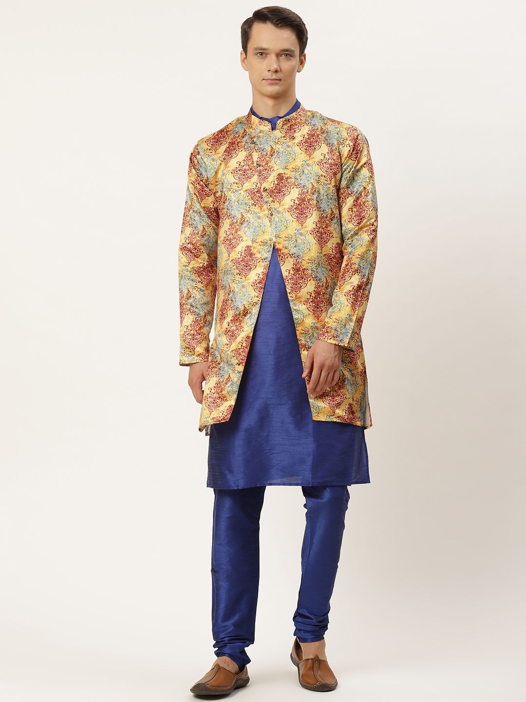 SOJANYA Men Blue Kurta with Churidar & Jacket