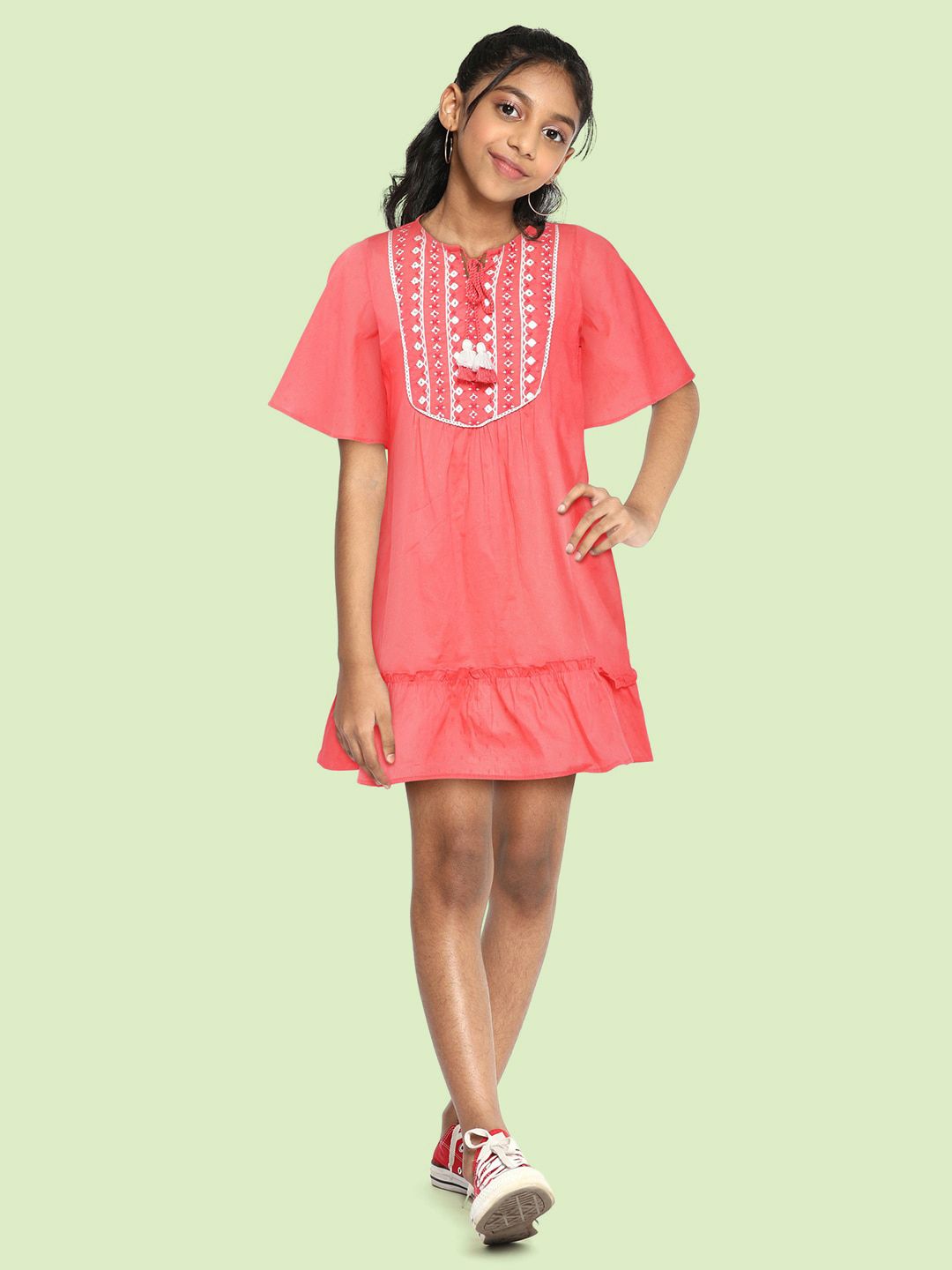 Global Desi Girls Coral Pink Diri Reka Bentuk Tie-Up Leher Flared Cotton A-Line Dress
