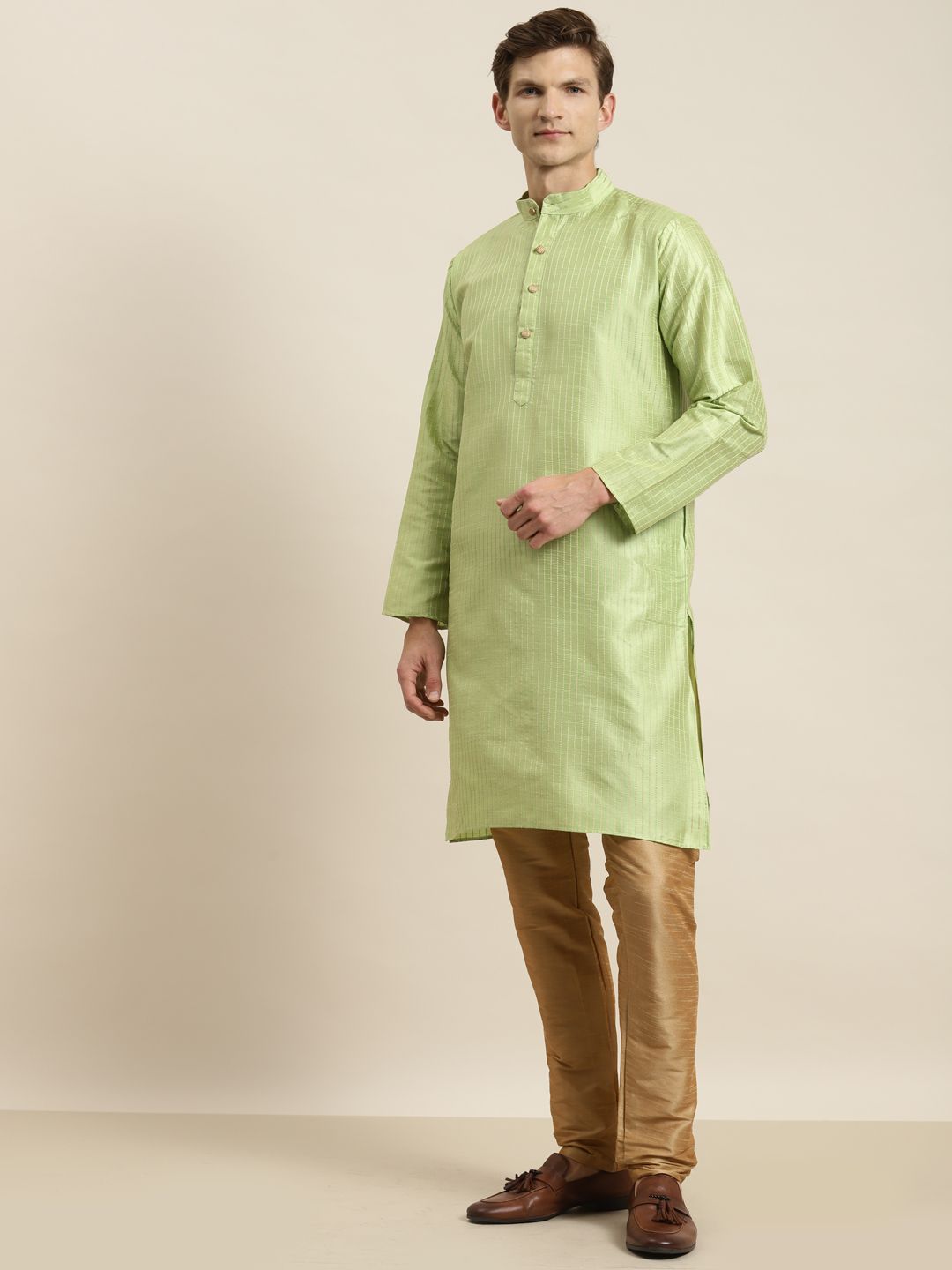 SOJANYA Kurta Belang Hijau Lelaki dengan Jaket Churidar & Nehru