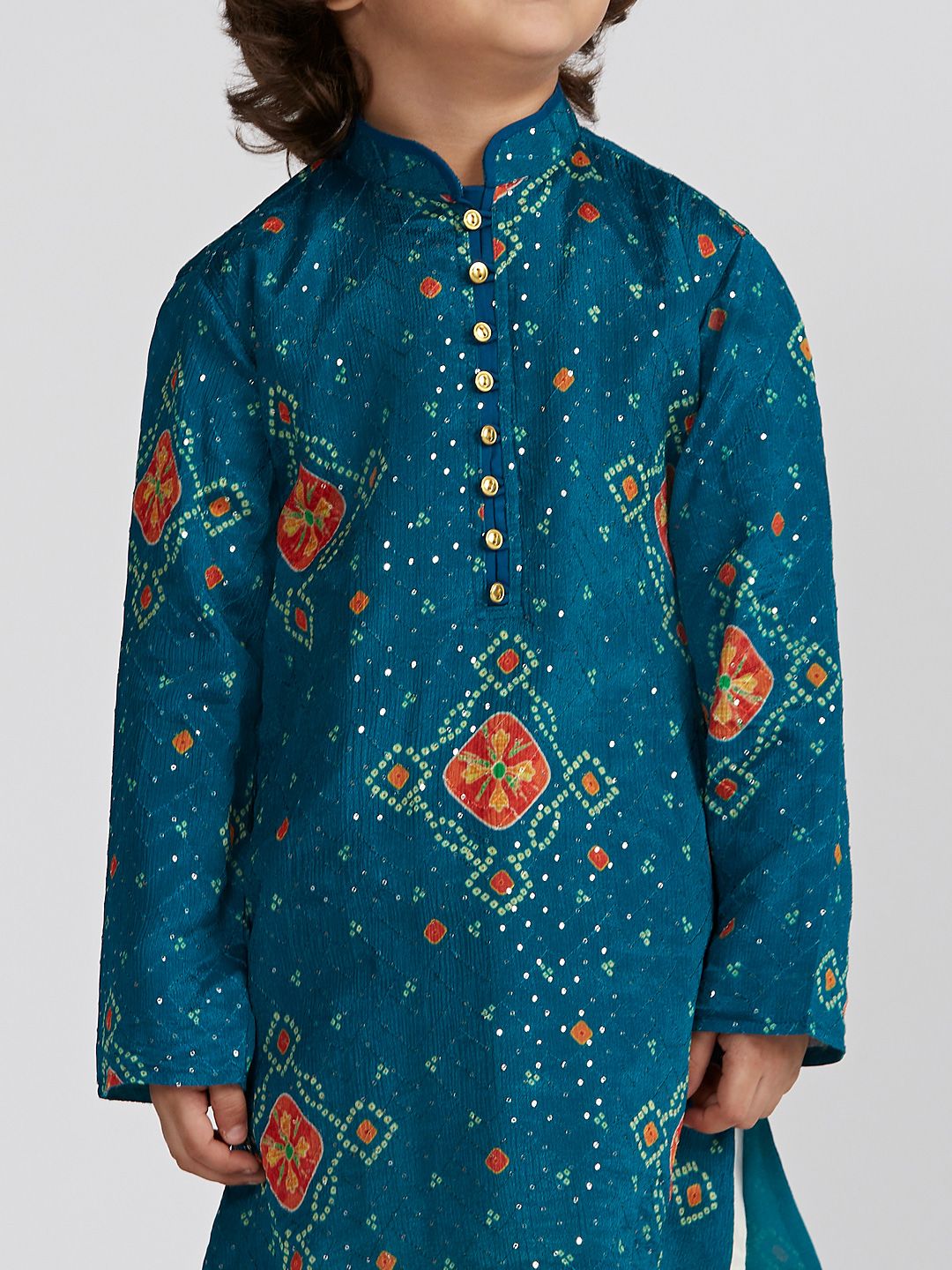 VASTRAMAY Boys Bandhani Printed Mandarin Collar Regular Sequinned Kurta With Patiala