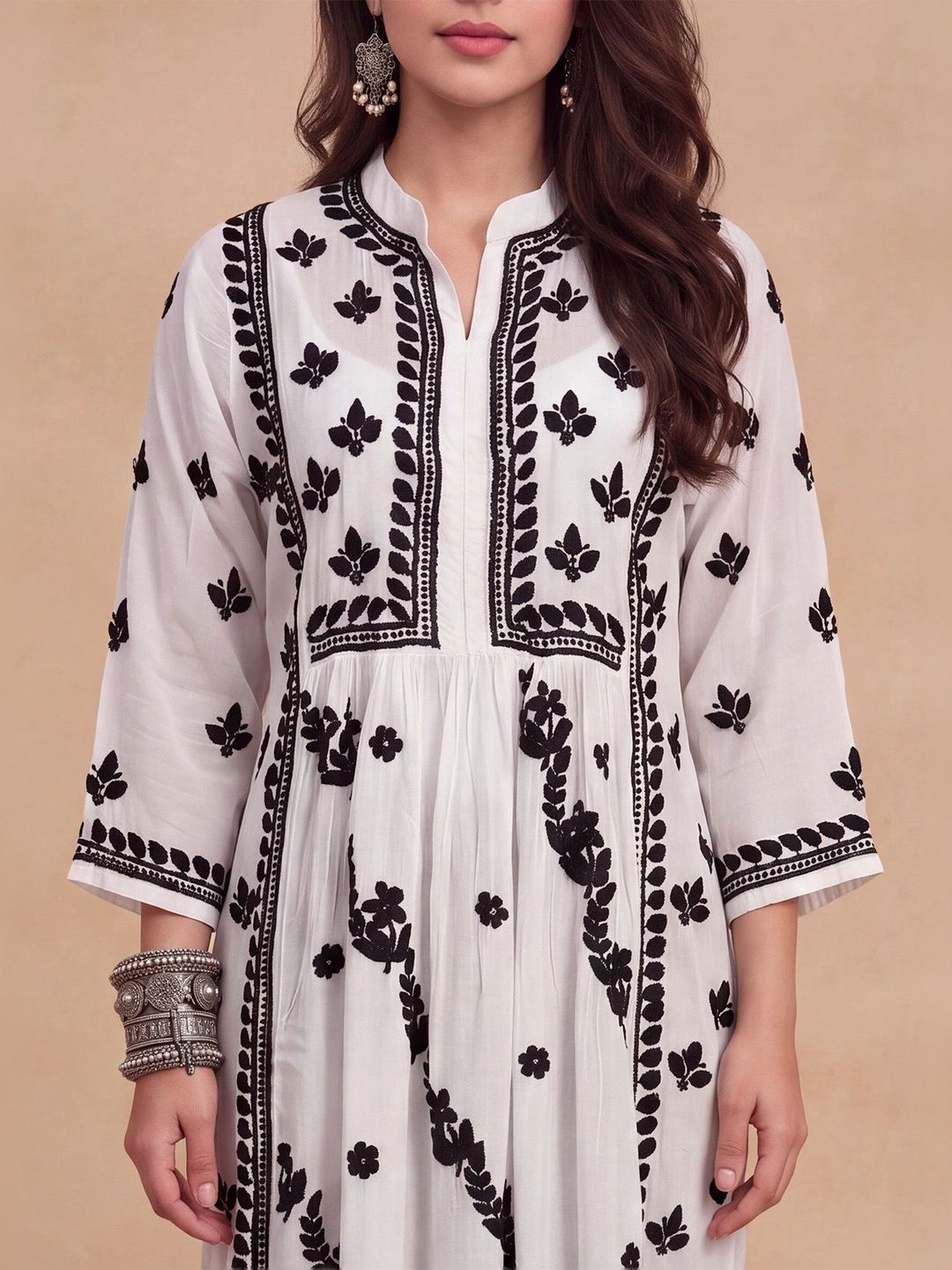 House of Chikankari Women Embroidered Chikankari Kurta