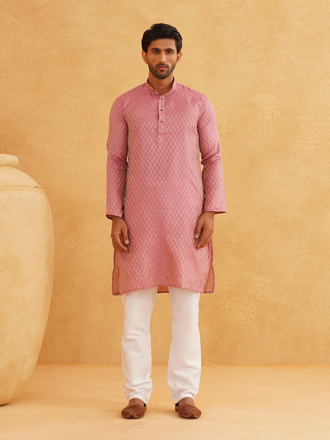 SOJANYA Men Pink Regular Thread Work Kurta with Churidar