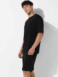 Kampus Sutra bulat leher besar T-shirt dengan seluar pendek