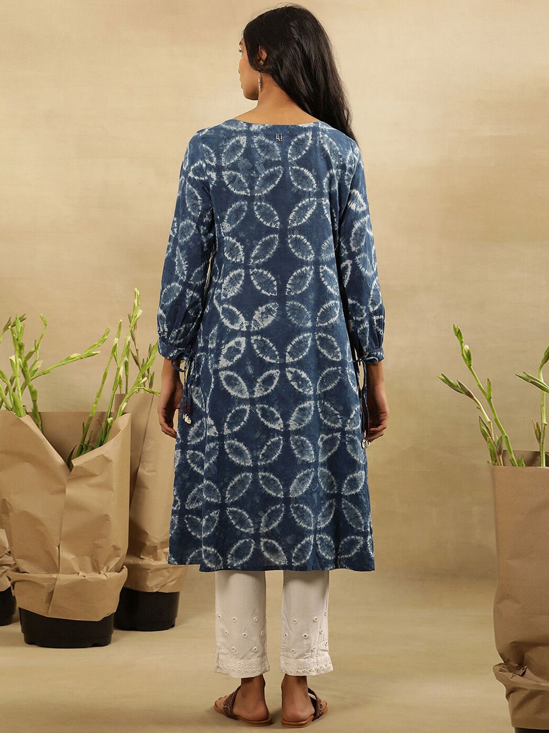 W Dyed Round Neck Thread Work A-Line Cotton Kurta