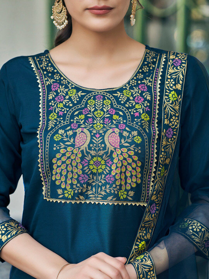 KALINI Ethnic Motifs Yoke Design Gotta Patti Straight Kurta with Trousers & Dupatta