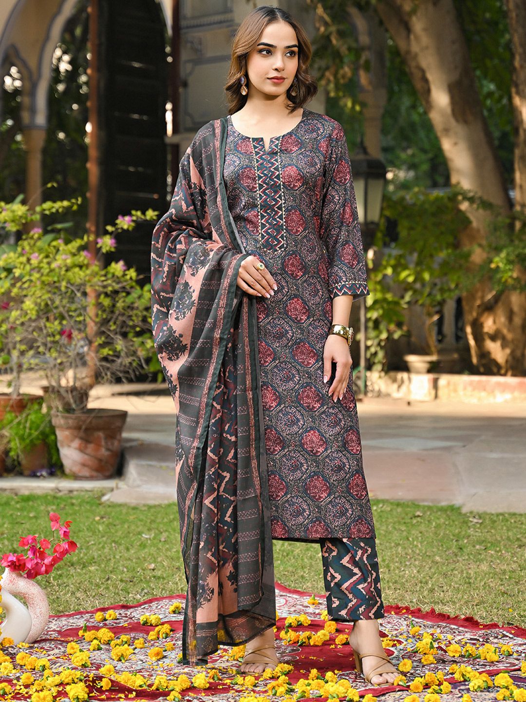 KALINI Geometric Printed Notch Neck Gotta Patti Straight Kurta With Trousers & Dupatta