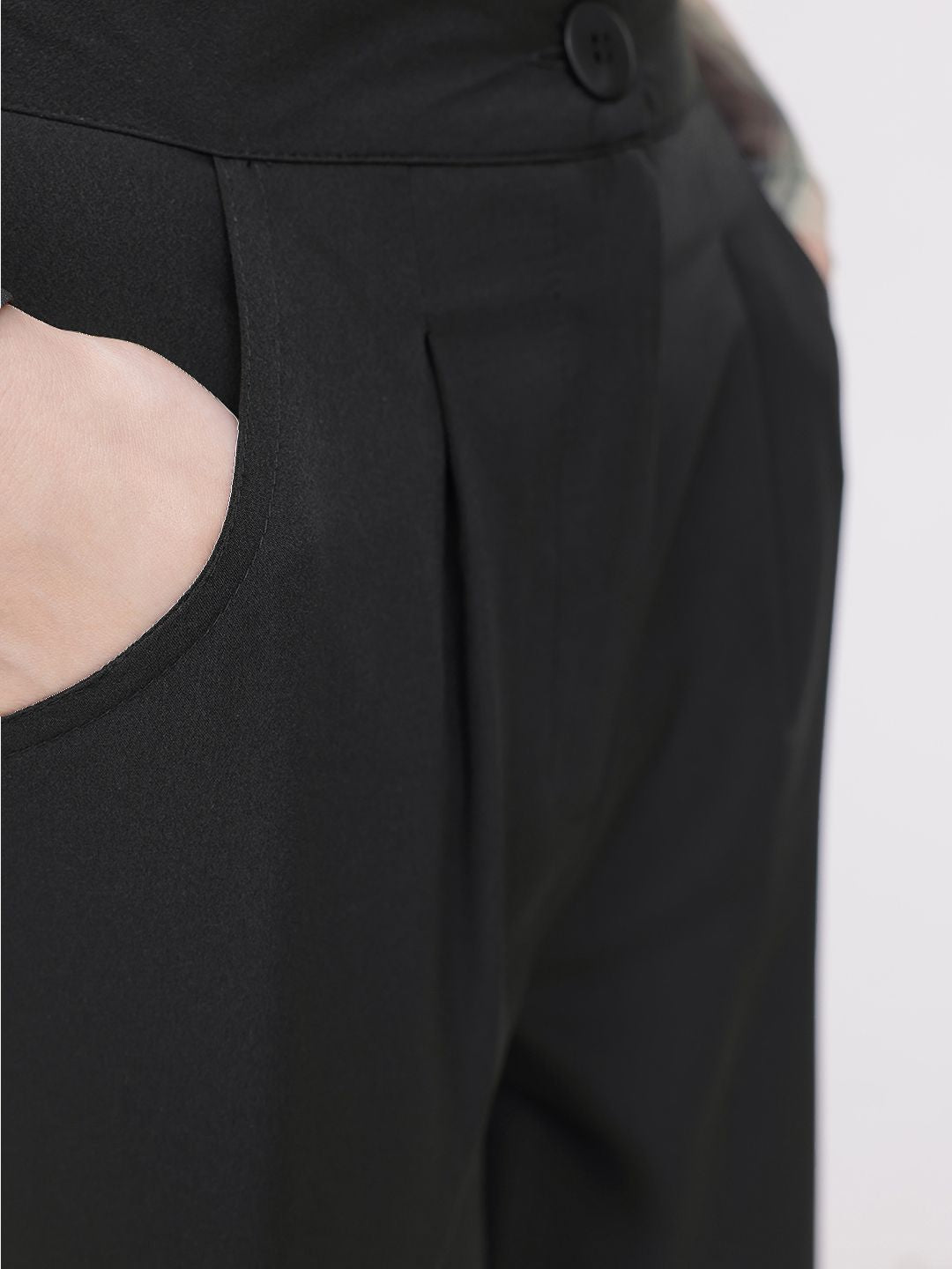 DressBerry Women Power Play Straight Fit Trousers