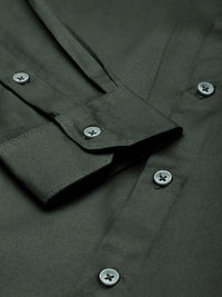 The Indian Garage Co. X Luxe Men Solid Slim Fit Opaque Formal Shirt