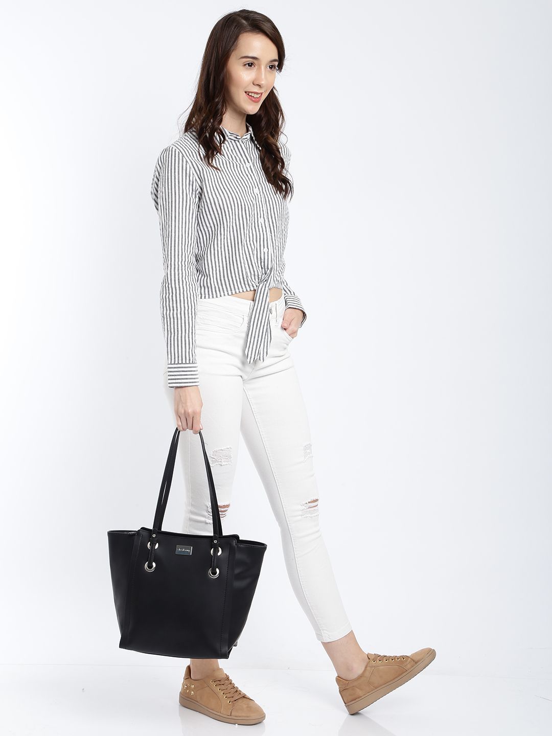 DressBerry Black Solid Shoulder Bag