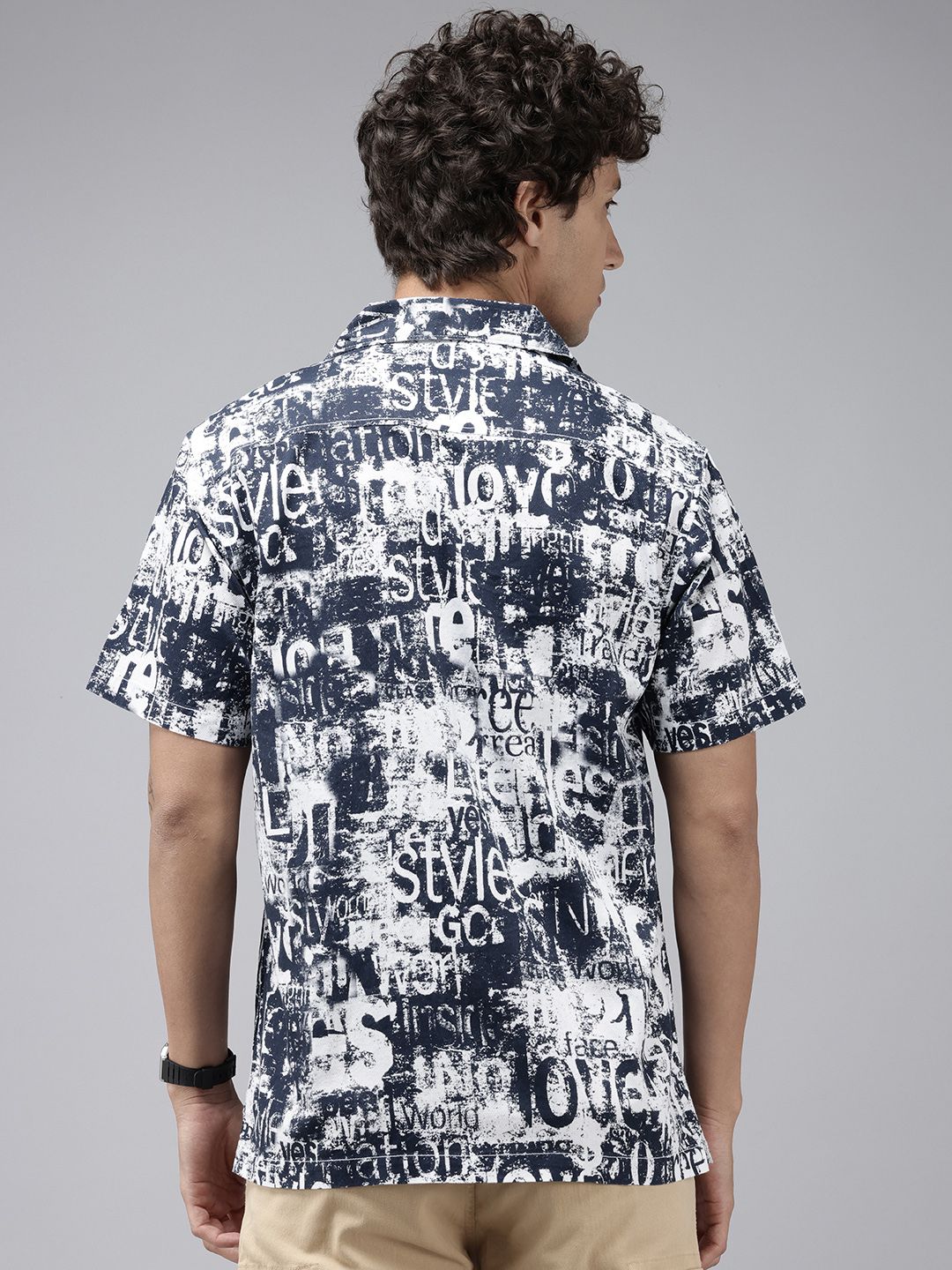 SPYKAR Relaxed Fit Typography Printed Pure Cotton Casual Shirt