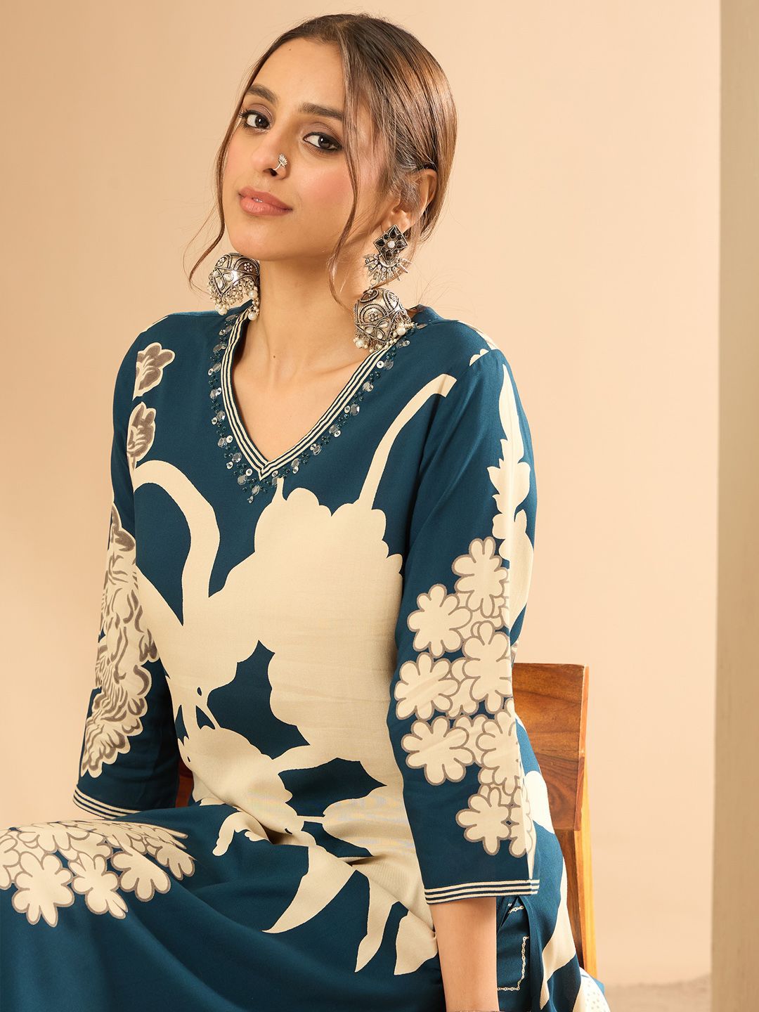Indo Era Women Floral Printed Regular Sequinned Kurta with Salwar