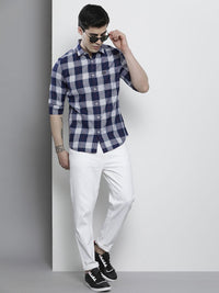 The Indian Garage Co Men Regular Fit Checked Casual Shirt