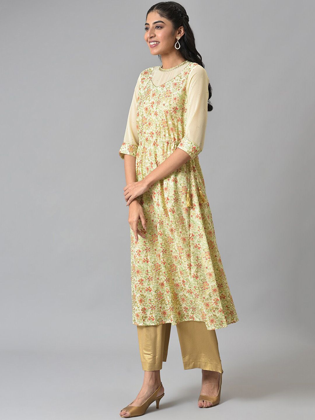 AURELIA Women Beige Floral Printed Anarkali Kurta