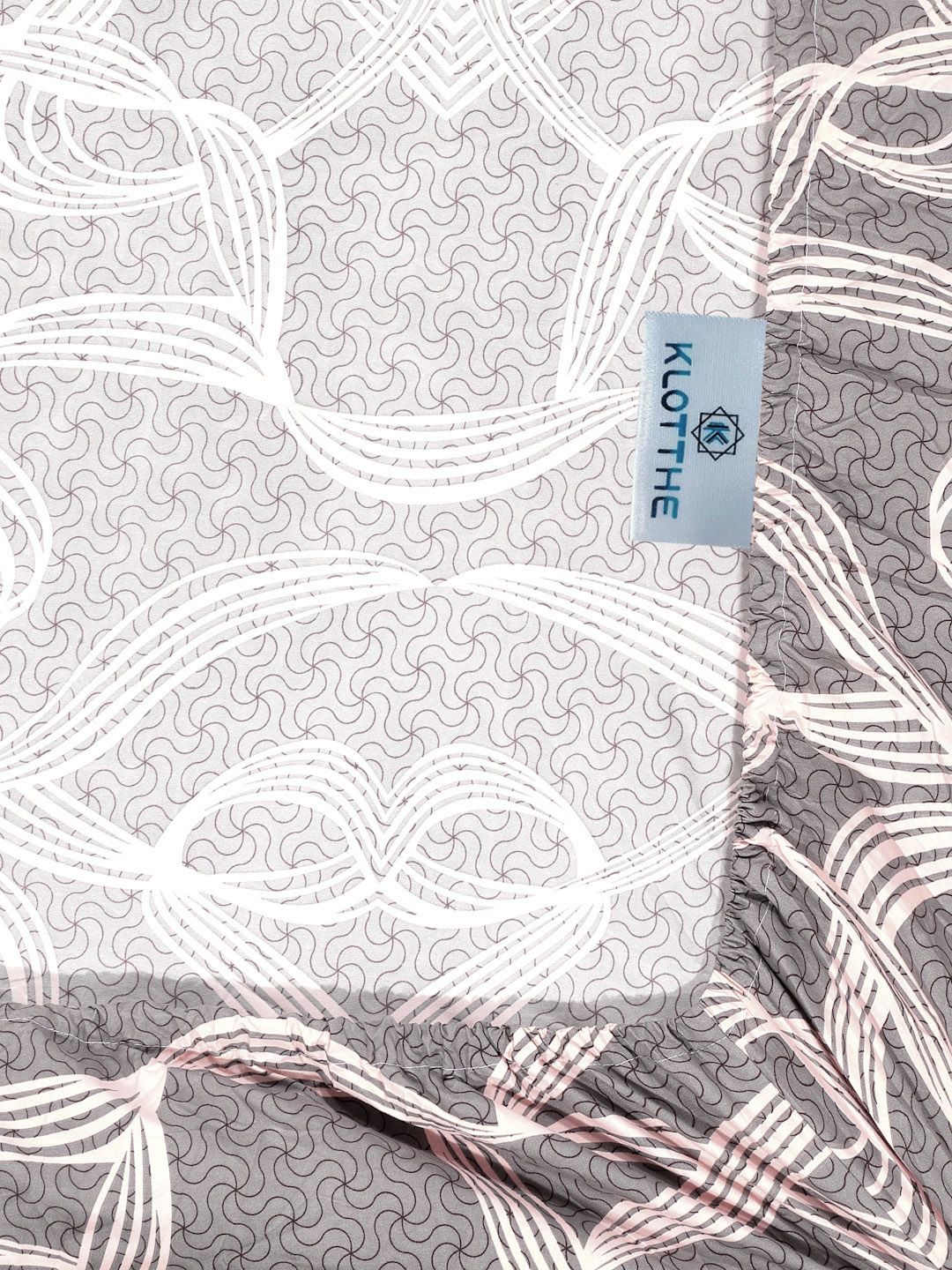 KLOTTHE Grey & White Printed Fitted 300TC Single Bedsheet & Pillow Covers