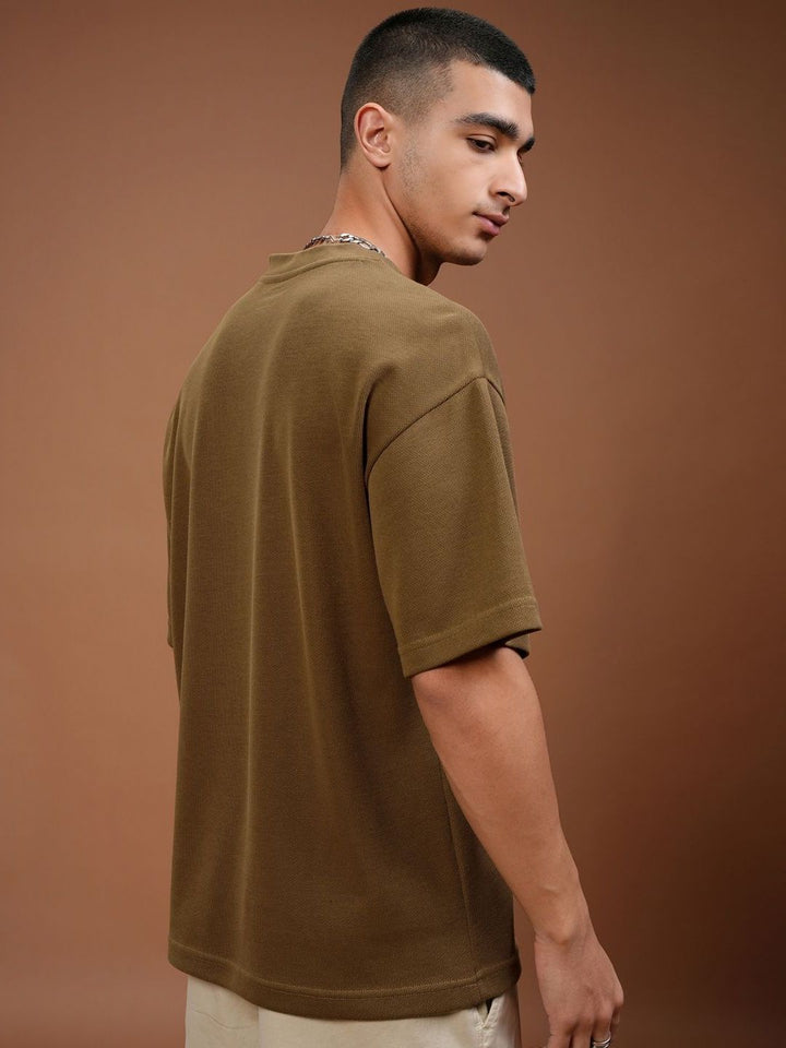 HIGHLANDER Men Self Design Drop shoulder Oversized T-shirt