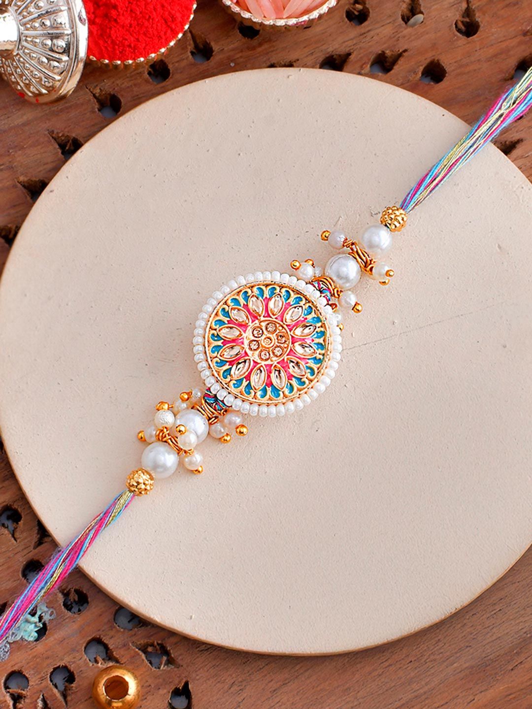Voylla Pearls Dan Kundan Detail Benang Rakhi