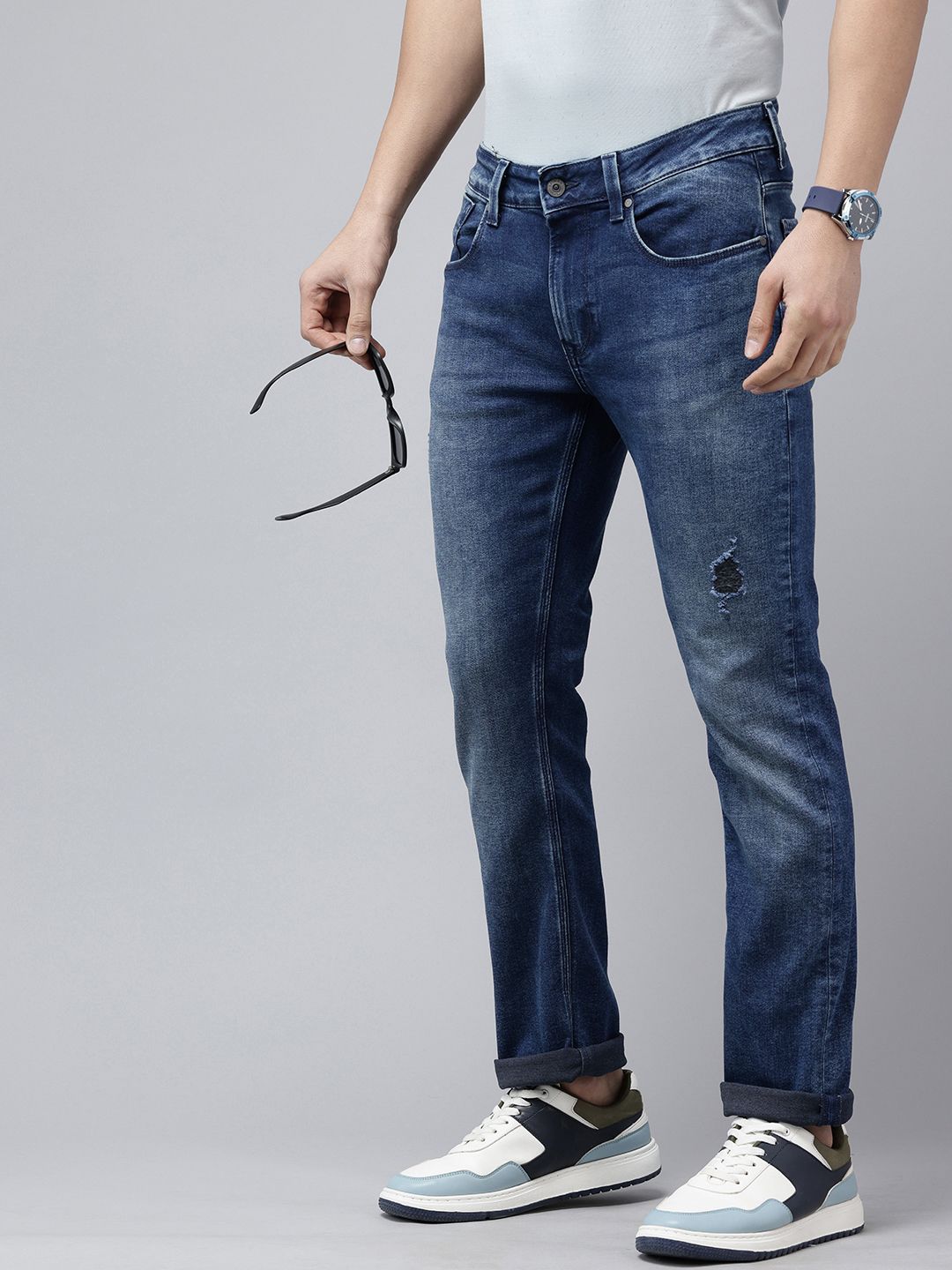 SPYKAR Men Rover Fit Light Fade Low Distress Light Fade Stretchable Jeans