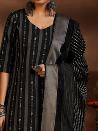 Libas Ethnic Motifs Thread Work Straight Kurta with Trousers & With Dupatta