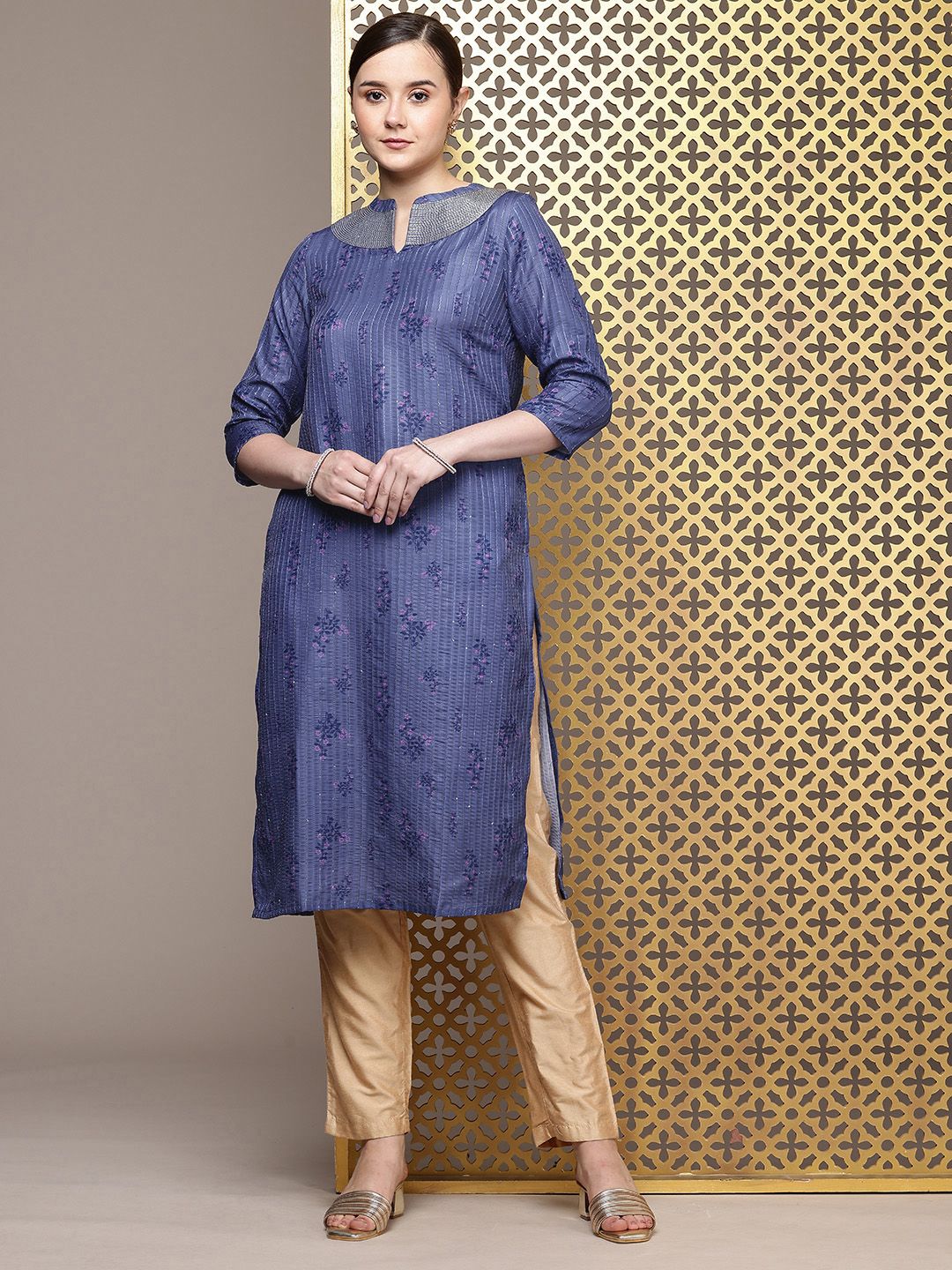 House of Pataudi Floral Printed Sequinned Jashn Kurta