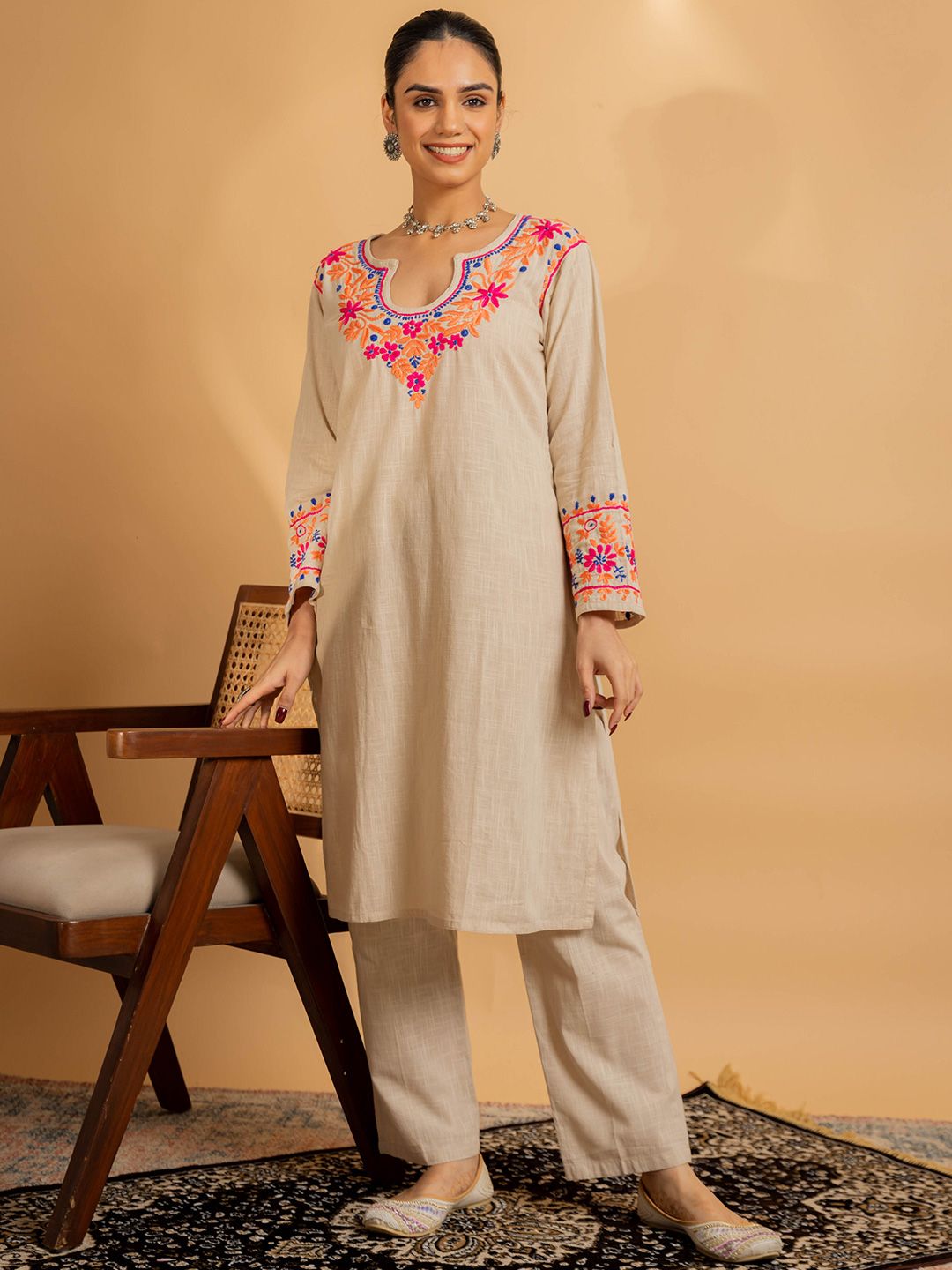 HOUSE OF KARI Floral Embroidered Chikankari Kurta With Palazzo
