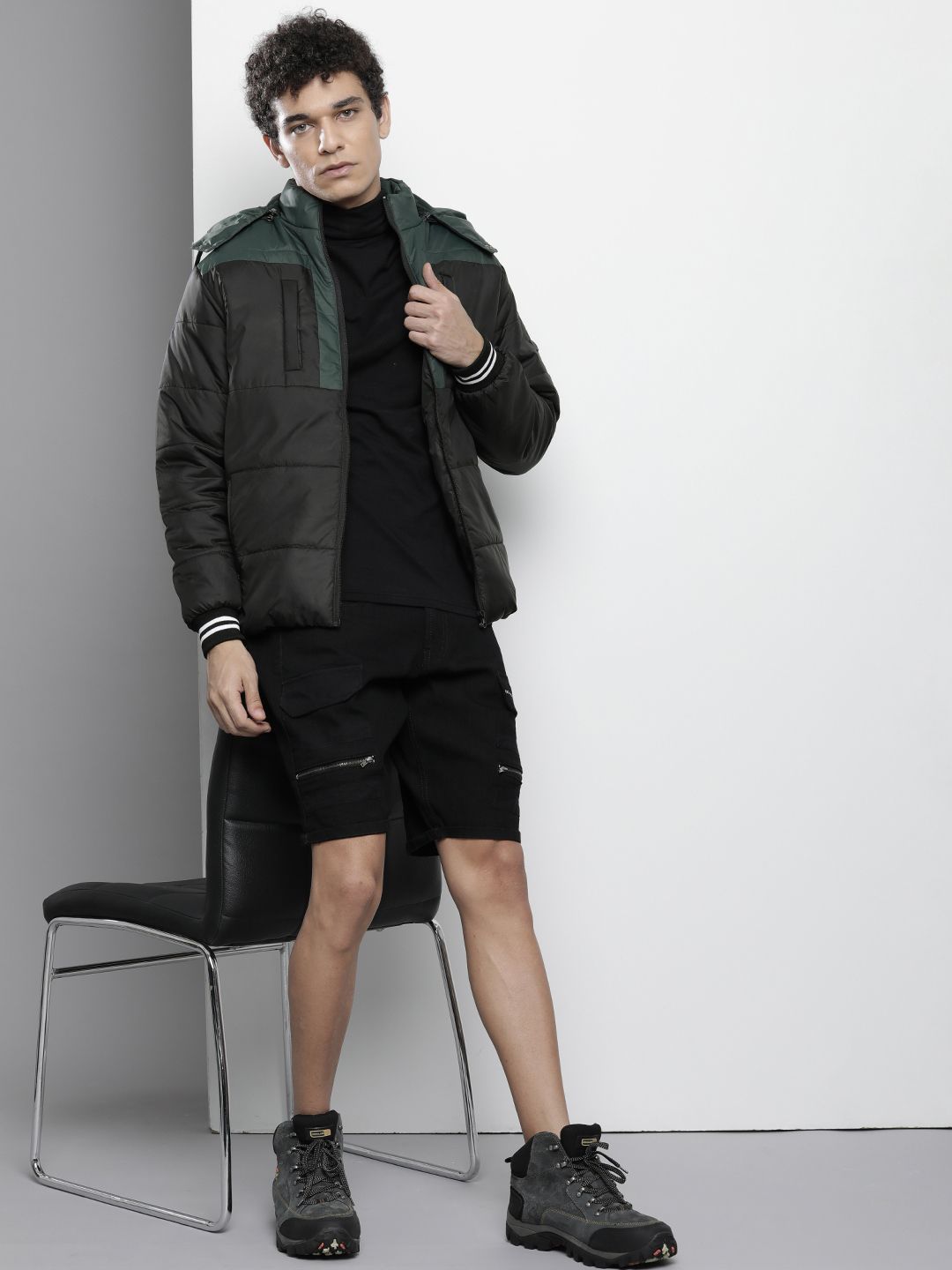 The Indian Garage Co Men Colourblock Zip-Front Hooded Puffer Jacket