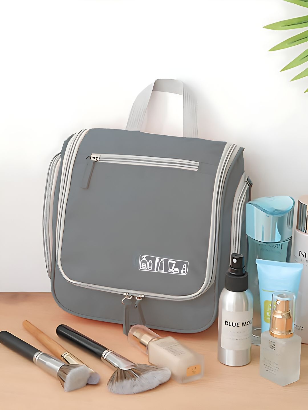 Cortina Grey Water Resistant Makeup Organiser