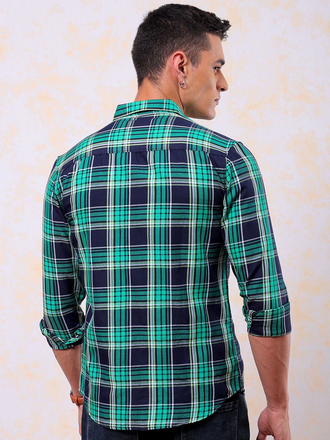 The Indian Garage Co Men Slim Fit Tartan Checked Spread Collar Casual Shirt