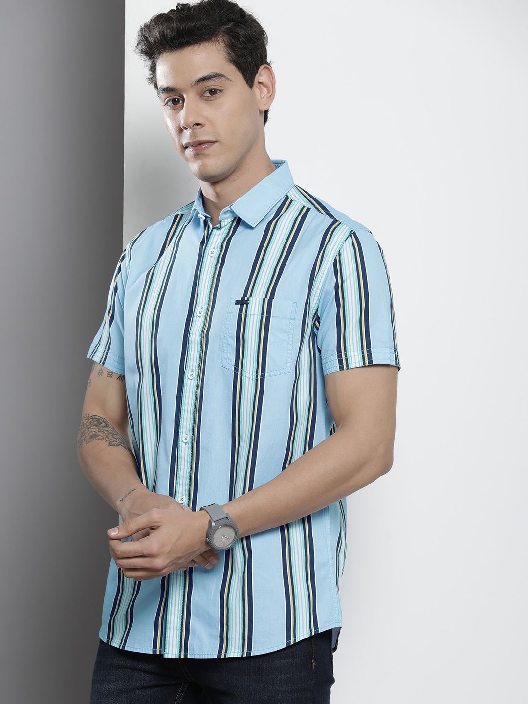 The Indian Garage Co Men Blue & White Striped Cotton Casual Shirt