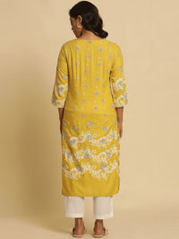 W Floral Embroidered Thread Work Kurta