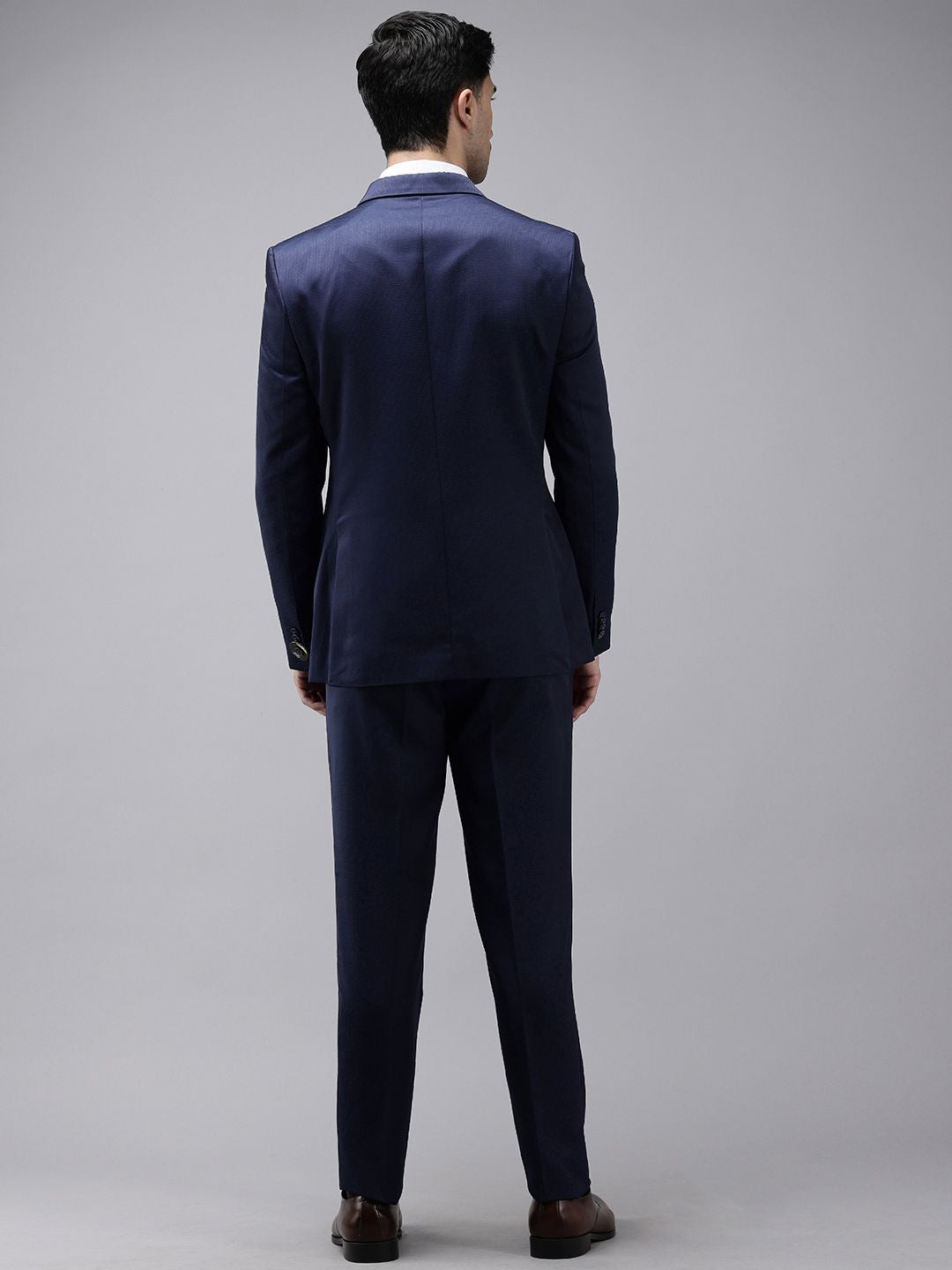 Park Avenue Self Design Single Breasted Super Slim Fit 2-Peice Suit