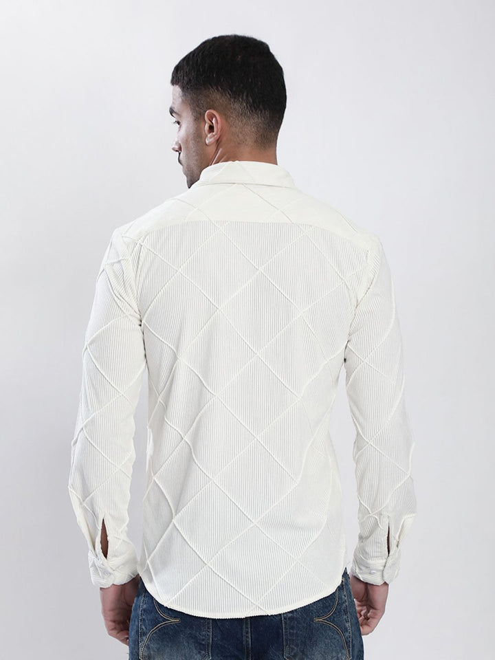 Bene Kleed Men Slim Fit Textured Spread Collar Casual Shirt