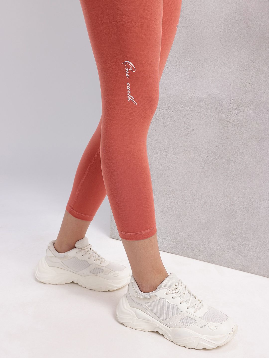 HRX by Hrithik Roshan Women Cropped Lifestyle Tights