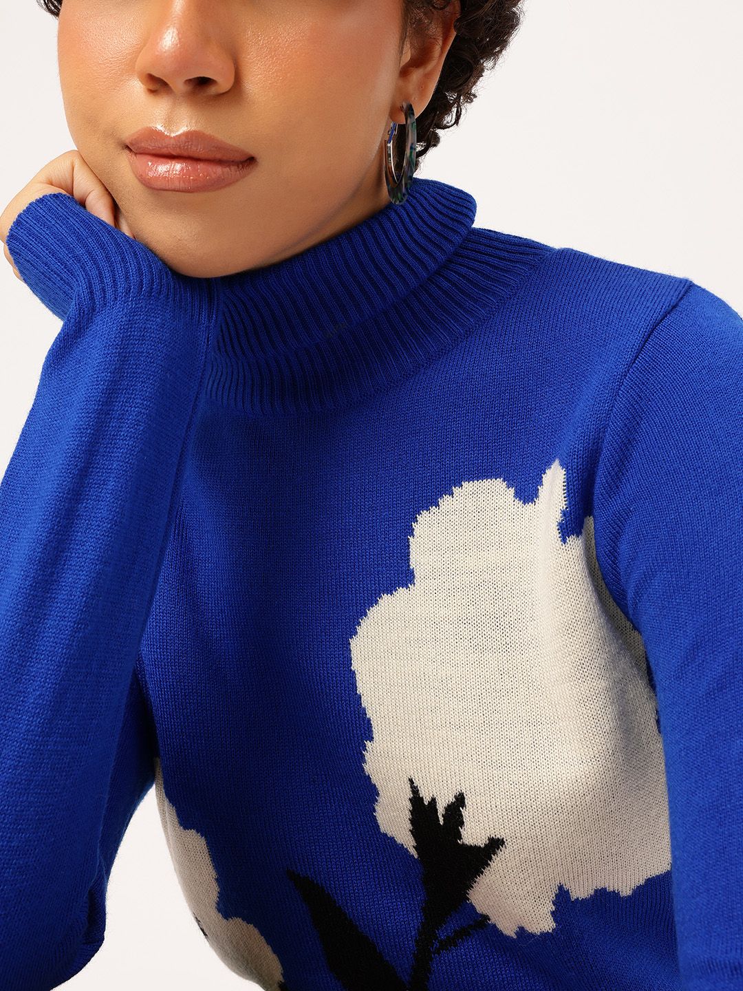 DressBerry Pure Acrylic Floral Design Pullover