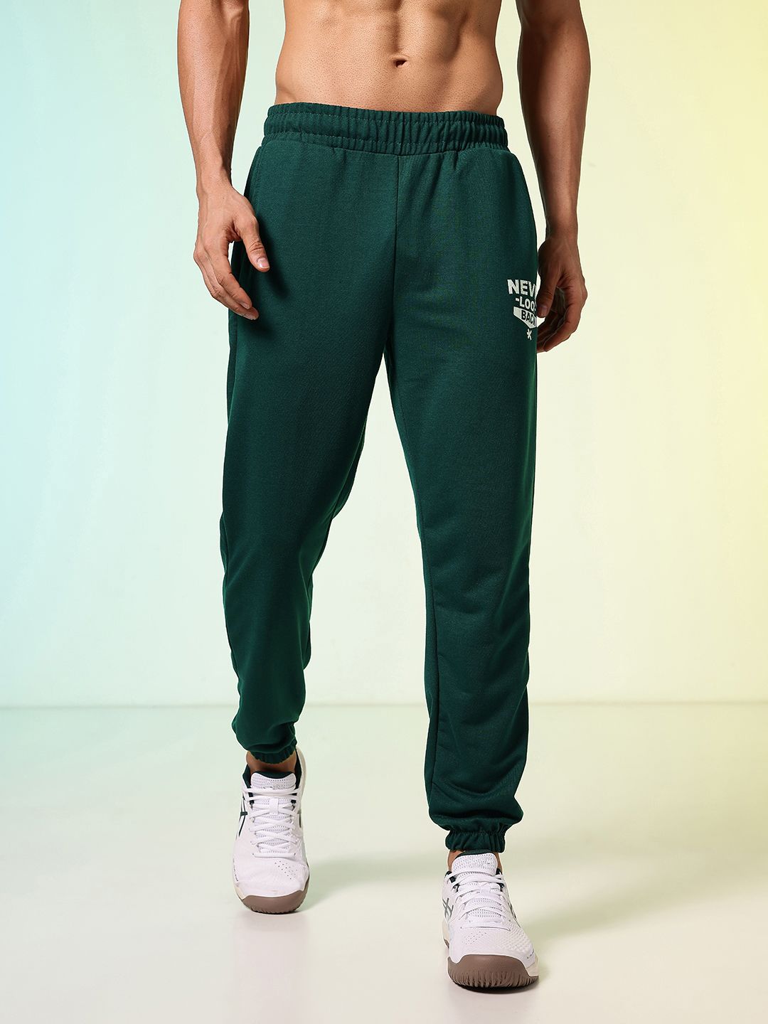 HRX by Hrithik Roshan Men Retro Printed Training Joggers