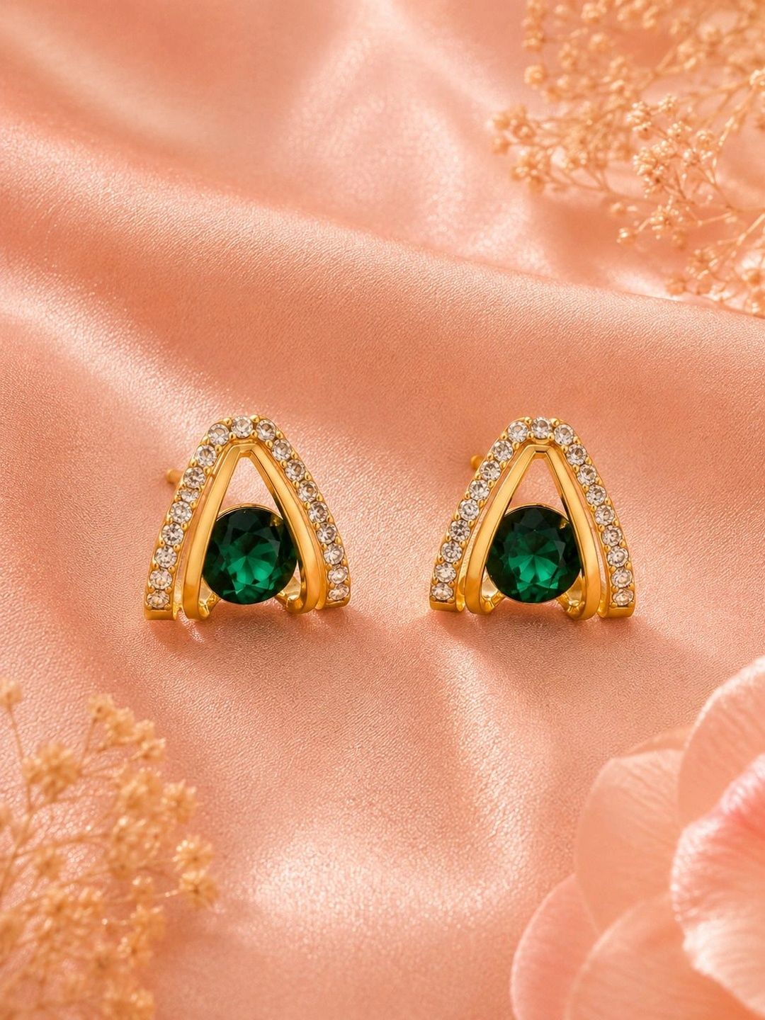 VOGUE PANASH Geometric Studs Earrings