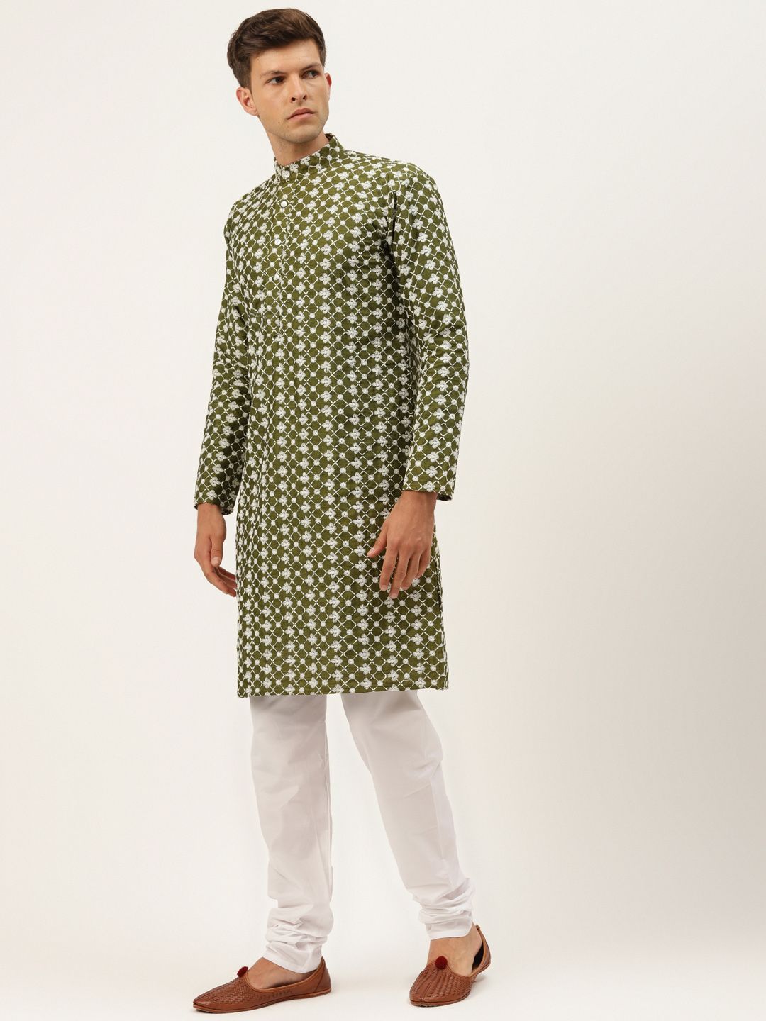 SOJANYA Men Green Ethnic Motifs Embroidered Thread Work Kurta with Churidar