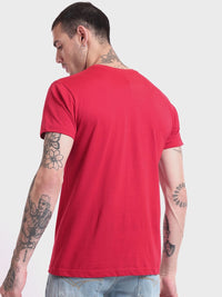 Bewakoof Men Red Solid Round Neck T-shirt