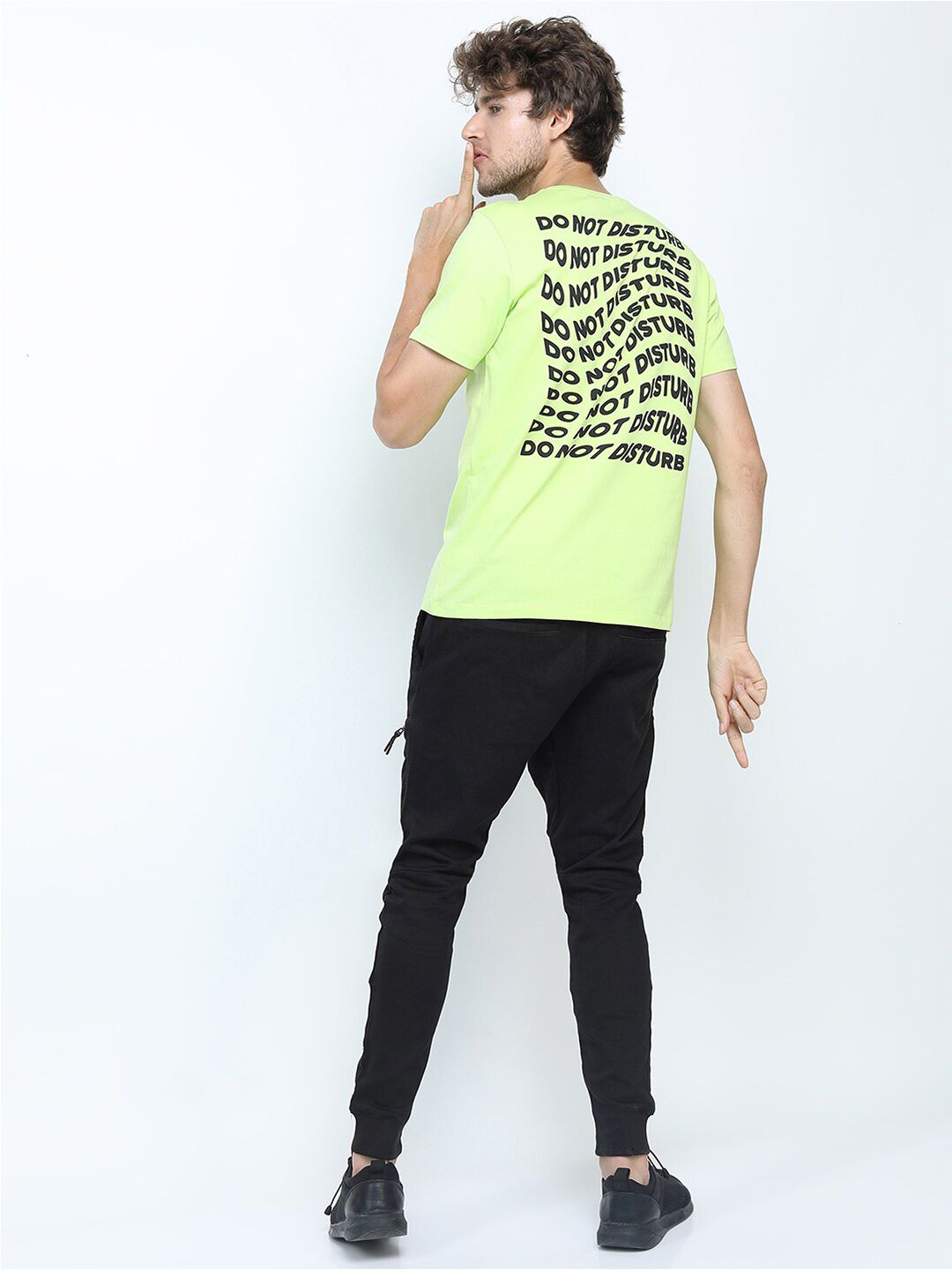 HIGHLANDER Men Lime Green Typography Printed Slim Fit Cotton T-shirt