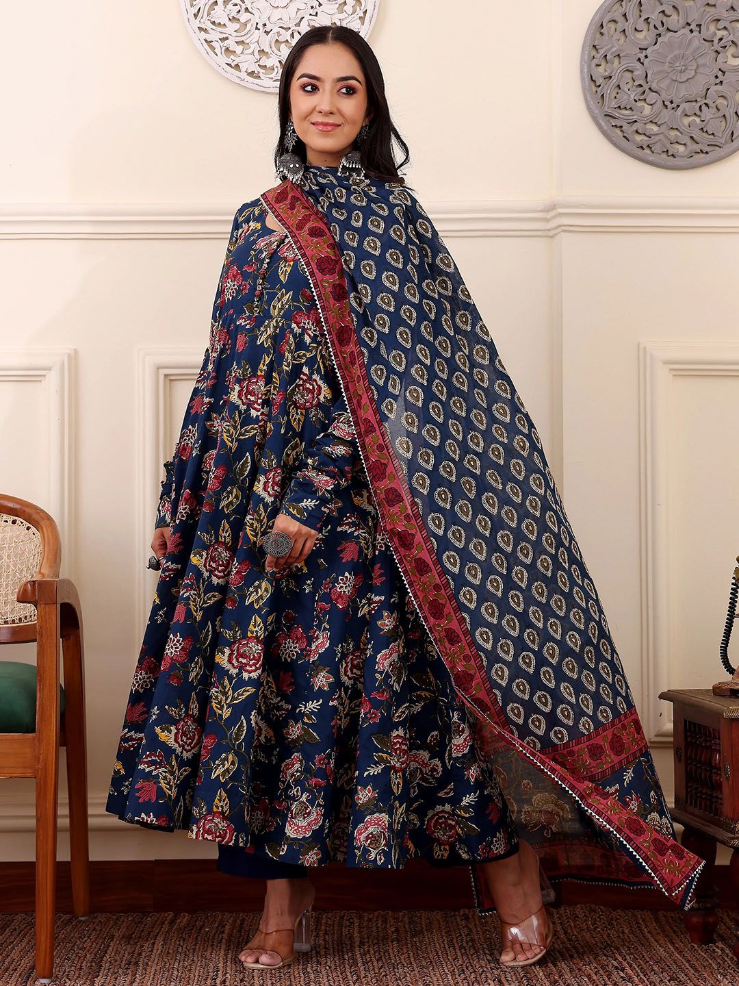 KALINI Women Floral Printed Regular Kurta with Trousers & With Dupatta