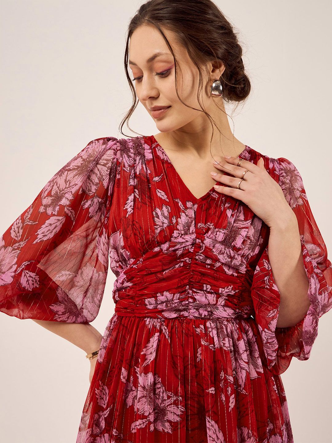 Antheaa Red Floral Printed Puff Sleeves Gathered Tiered Fit & Flare Midi Dress
