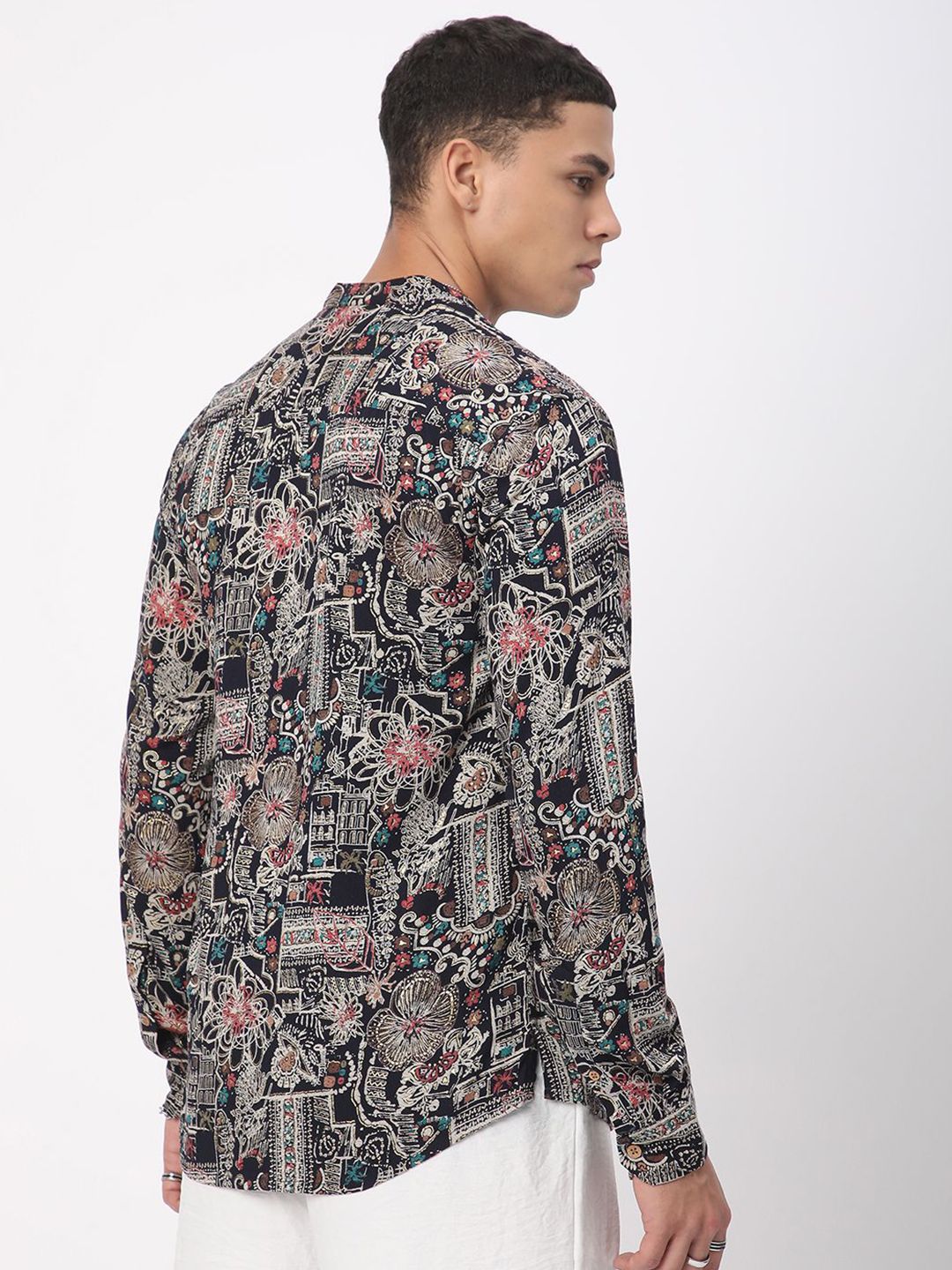 VASTRADO Quirky Foil Printed Band Collar Cotton Straight Short Kurta