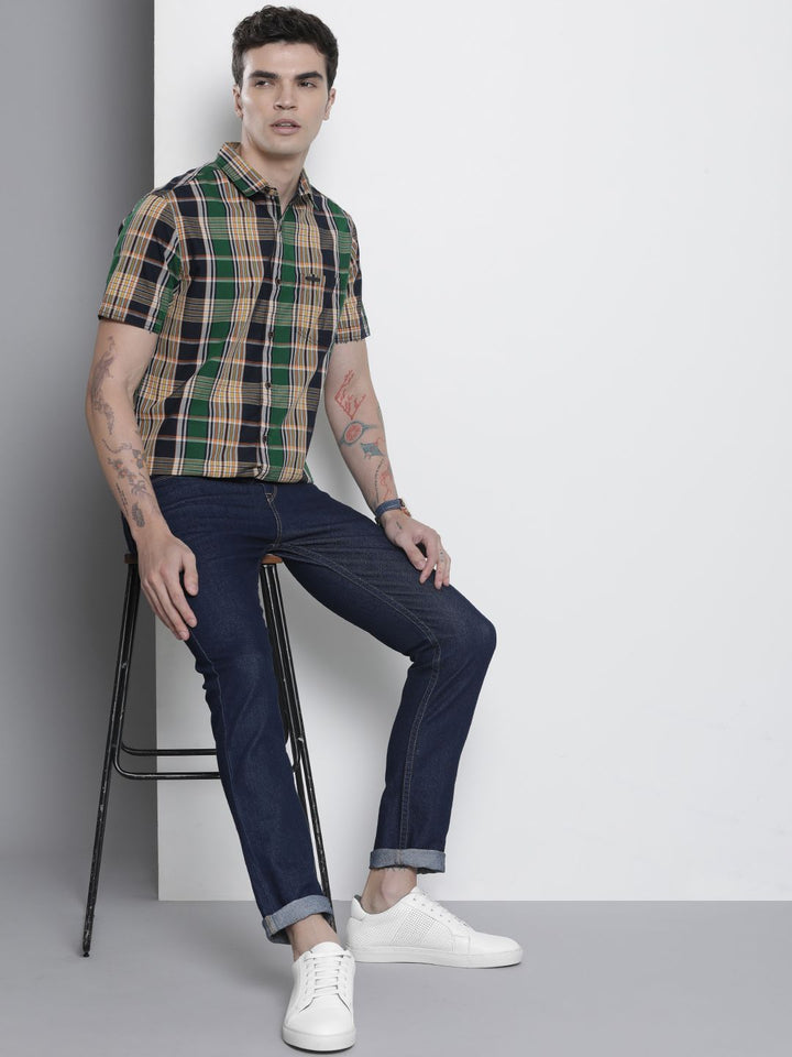 The Indian Garage Co Men Slim Fit Opaque Checked Casual Shirt